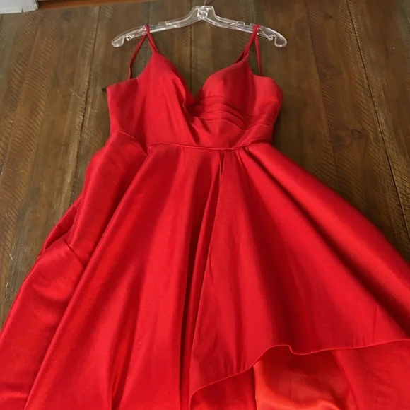 Women’s Alyce Paris Prom Dress High Low Red Size 8 - Picture 5 of 7